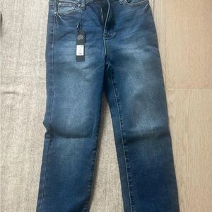 Women’s Straight leg Blue Jeans